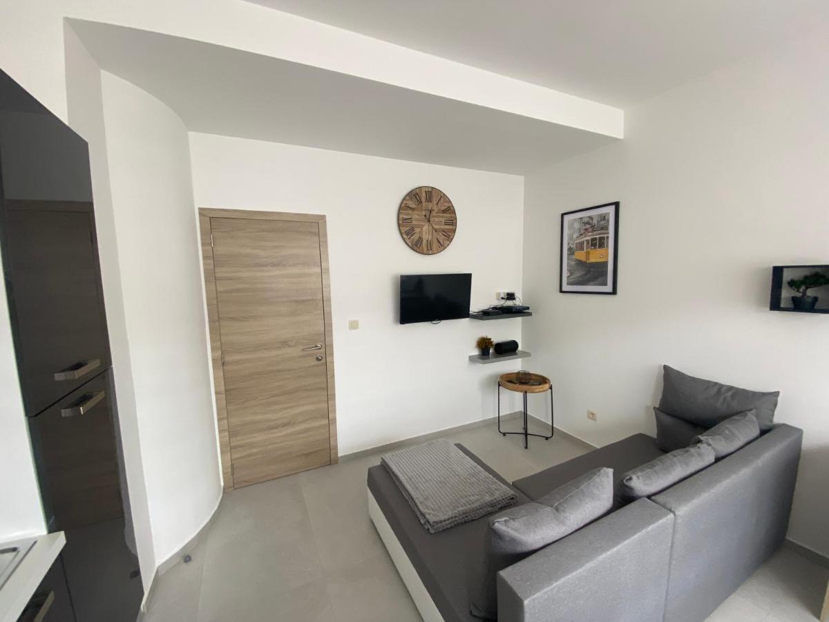 1-C Superbe Appartement Tres Calme Et Bien Decore Charleroi Eksteriør bilde
