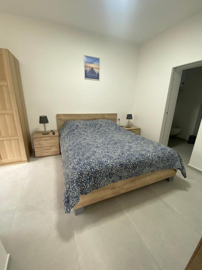 1-C Superbe Appartement Tres Calme Et Bien Decore Charleroi Eksteriør bilde