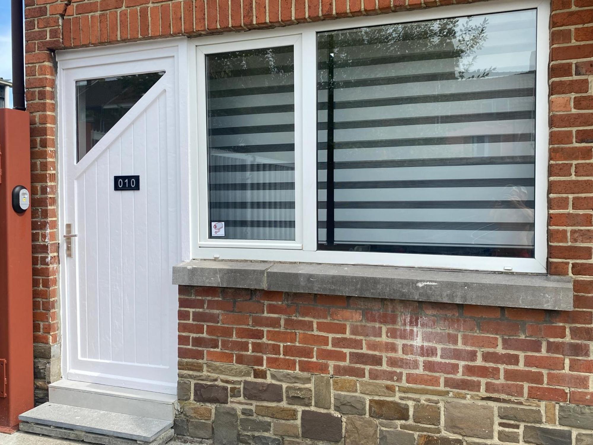 1-C Superbe Appartement Tres Calme Et Bien Decore Charleroi Eksteriør bilde
